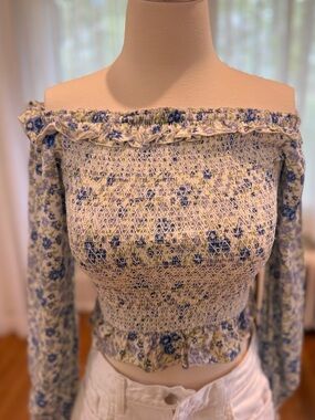 INTERMIX Blue Floral Off-Shoulder Smocked Crop Top
